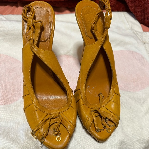 Christian Dior Gipsy Sling-back Heels Camel, 37.5 - Picture 5 of 7
